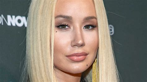 Iggy Azalea’s Helsingin Helmiä - Keikka: Latinotähti Ihastuttaa Suomen Pääkaupunkia!